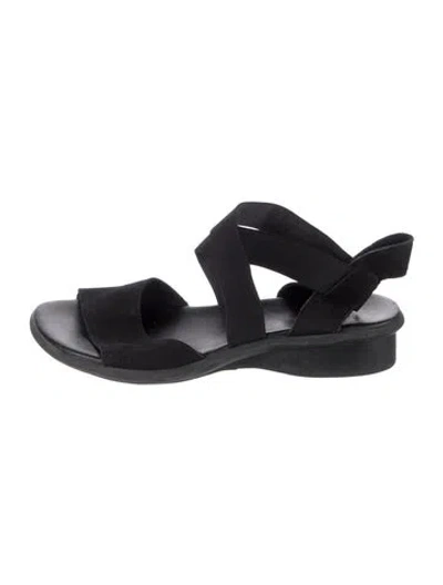 Pre-owned Arche Suede Sandals