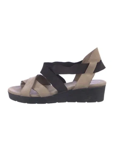 Pre-owned Arche Suede Sandals In Blue