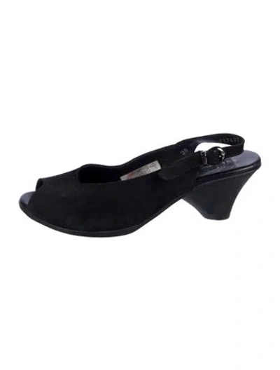 Pre-owned Arche Suede Slingback Pumps In Black