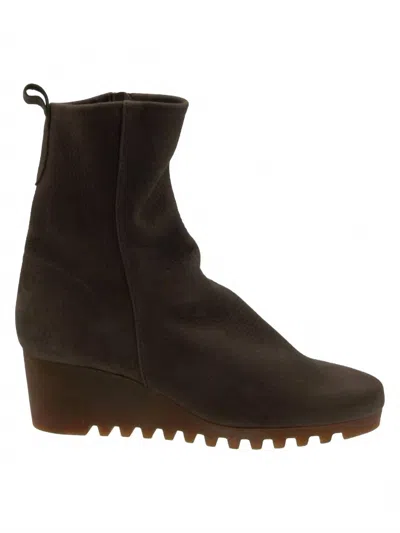 Arche Women's Larazo Ankle Boots In Truffe In Brown