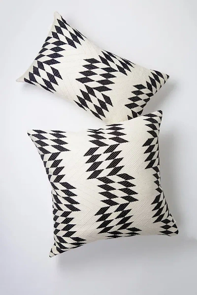 Archive New York Almolonga Quilt Pillow In Black