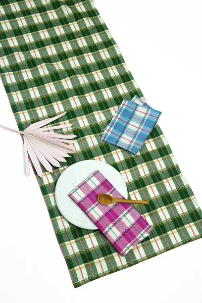 Archive New York San Andres Table Runner In Green