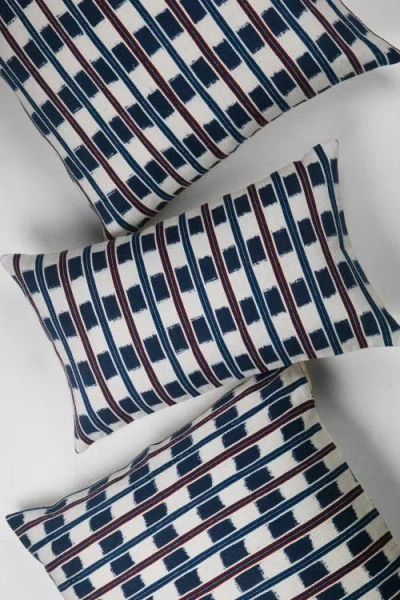 Archive New York Santiago Atitlan  Jaspe Handwoven Throw Pillow In White