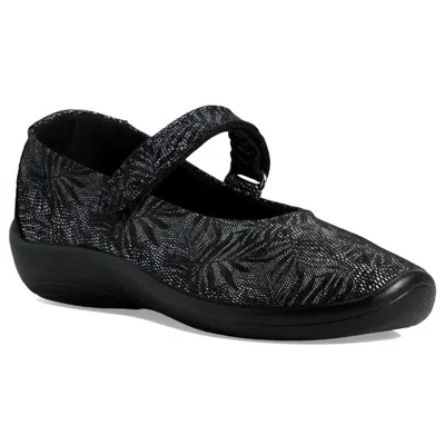Arcopedico Women's Estrela Shoes In Black Palm