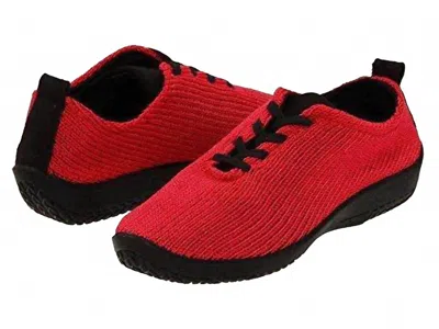 Arcopedico Women's Ls Lace-up In Red