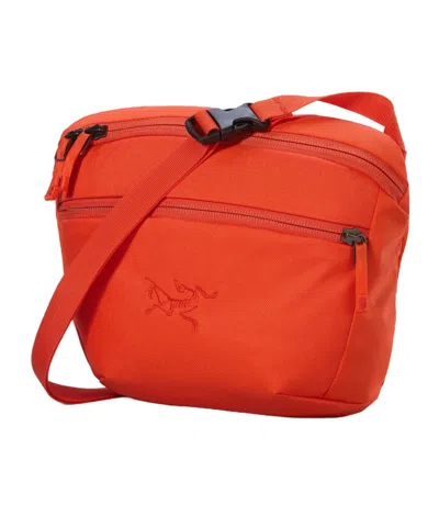 Arc'teryx 2.5l Mantis 2 Waist Pack In Red