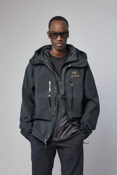 Arc'teryx Alpha Sv Jacket In Black