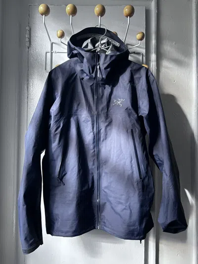 Pre-owned Arc'teryx Beta Jacket Navy In Blue
