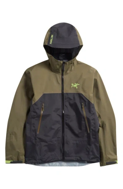 Arc'teryx Beta Sl Hybrid Gore-tex® Hooded Jacket In Green