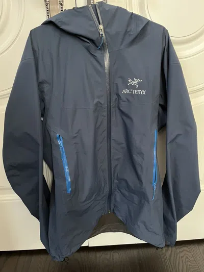 Pre-owned Arc'teryx Beta Sl Jacket In Blue