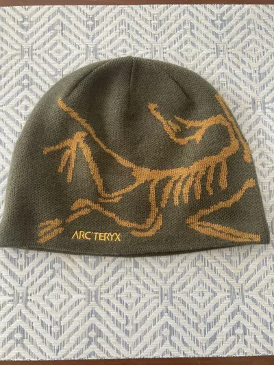 Pre-owned Arc'teryx Bird Head Toque Beanie Tatsu/yukon In Green
