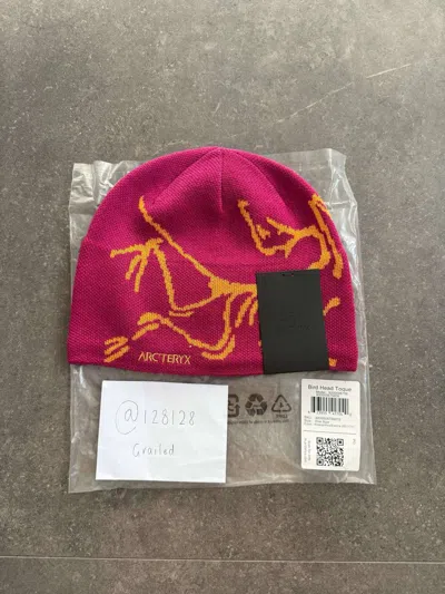 Pre-owned Arc'teryx Bird Head Toque In Pink