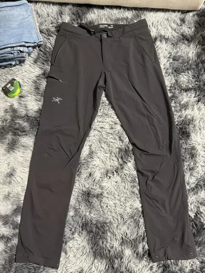 Pre-owned Arc'teryx Gamma Lt Pants In Black