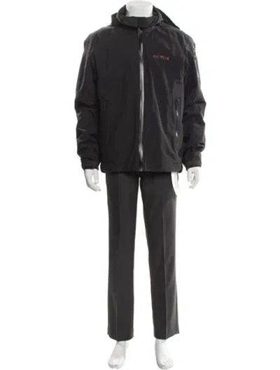 Pre-owned Arc'teryx Jacket In Gray