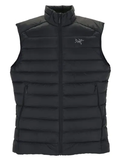 Arc'teryx Logo-detail Zip-up Gilet In Black
