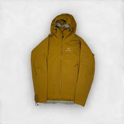 Pre-owned Arc'teryx Men's Mustard Long Sleeve Hooded Full Zip Jacket M (size Medium)