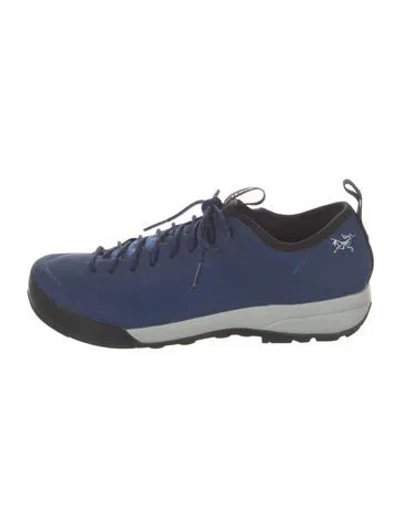 Pre-owned Arc'teryx Mesh Sneakers In Blue