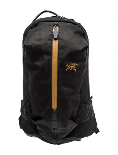 Pre-owned Arc'teryx Nylon Backpack In Black