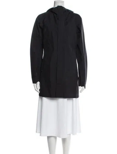 Pre-owned Arc'teryx Parka In Gray