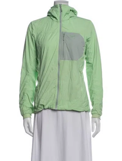 Pre-owned Arc'teryx Performance Jacket In Green