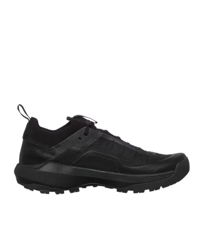 Arc'teryx Round-head Sneakers In Black