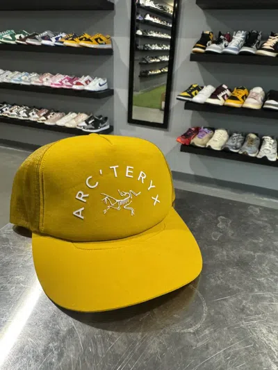 Pre-owned Arc'teryx Trucker Hat Yellow