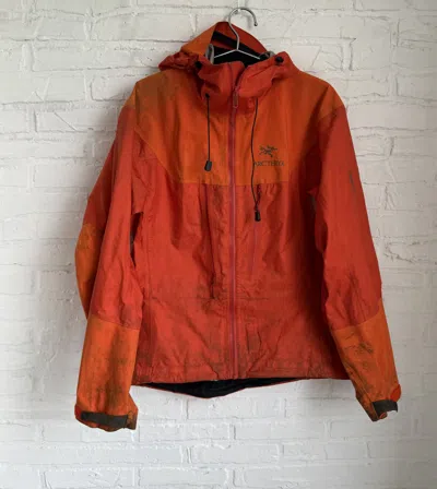 Pre-owned Arc'teryx Vintage 2000s  Gore-tex Xcr Orange Jacket