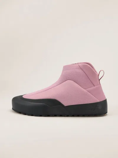 Arc'teryx Women's Kragg Insulated Boots In Dark Bliss/black In Pink