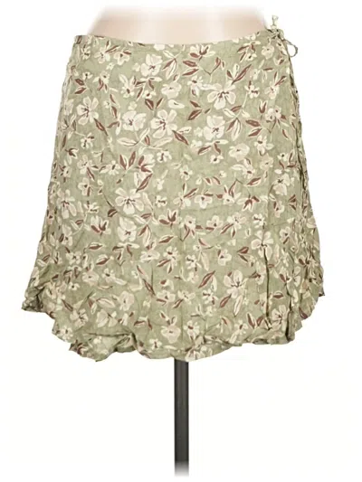 Pre-owned Ardene Casual Skirt In Green