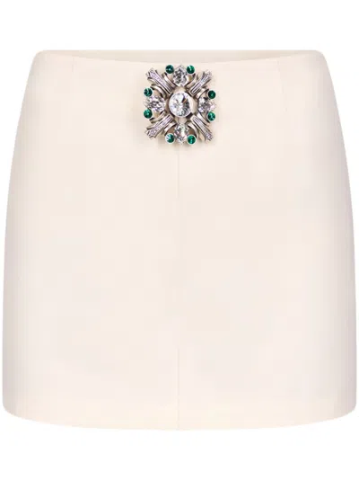 Area Brooch-detail Mini Skirt In White