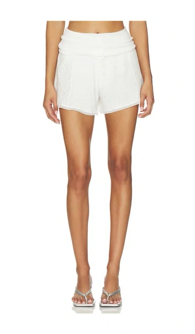 Area Girly Rib Knit Short In White