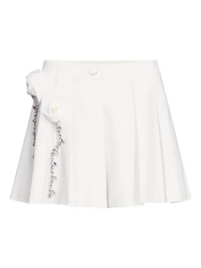 Area Rosette Shorts In White