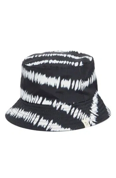 Area Stars Reversible Tie Dye Bucket Hat In Black