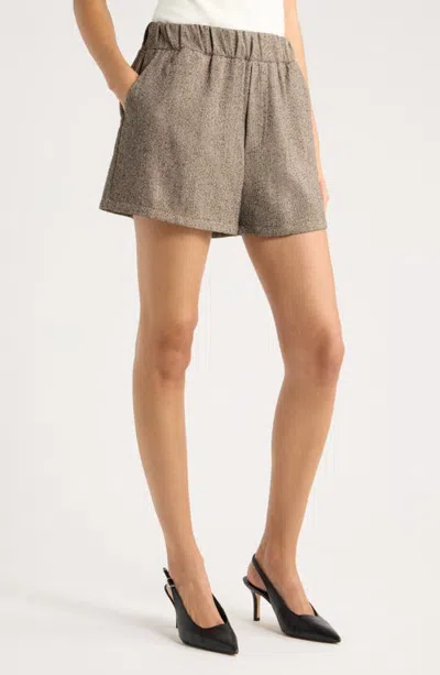 A.ren Isolde Shorts In Neutral