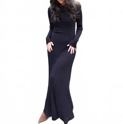 A.ren Taylor Sweater Maxi Dress In Black In Green