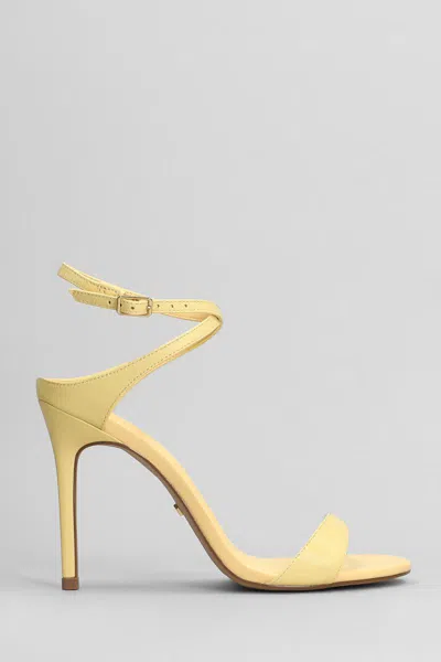 Arezzo Sandals