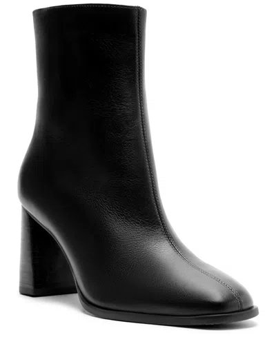AREZZO WOMEN'S REGINA WOOD BLOCK HEEL BOOTIES