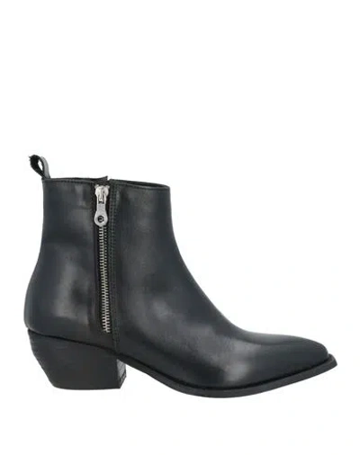 Aria Shoes Woman Ankle Boots Black Size 8 Calfskin