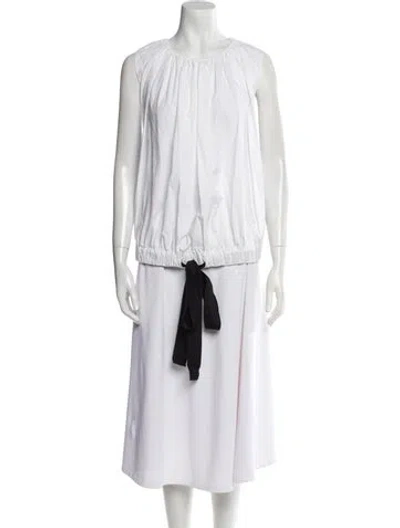 Pre-owned Arias Bateau Neckline Sleeveless Tunic In White