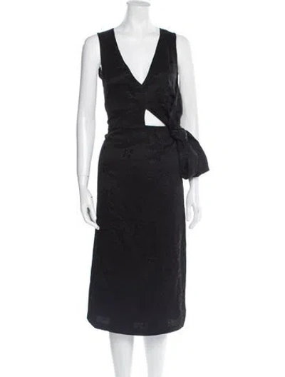 Pre-owned Arias Plunge Neckline Midi Length Dress In Black