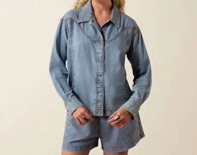 Ariat Bonfire Shirt Jacket In Denim In Multi