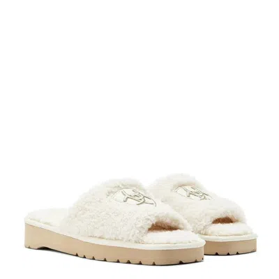 Ariat Cozy Chic Slipper Women's Cream Fleece Square Toe Slip On Slide Jobb1270 In White