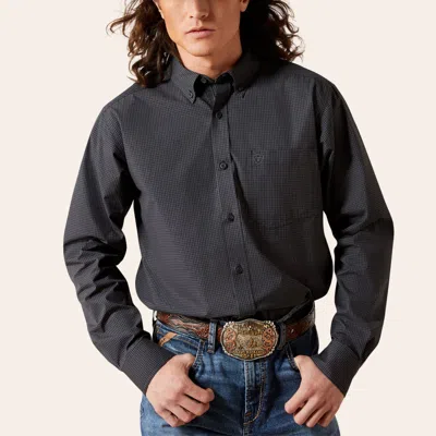 Ariat Men's Black Plaid Fitted Western Shirt