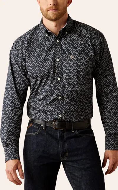Ariat Men's Ralph Black & White Mini Paisley Wrinkle Free Western Shirt