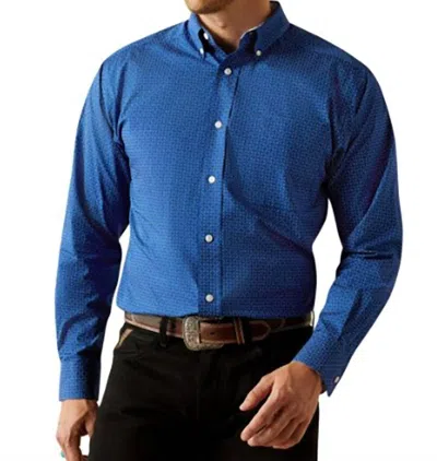 Ariat Men's Wrinkle Free Brodie Shirt In Navy In Blue