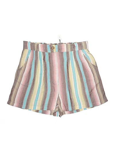 Pre-owned Ariat Shorts In Pink