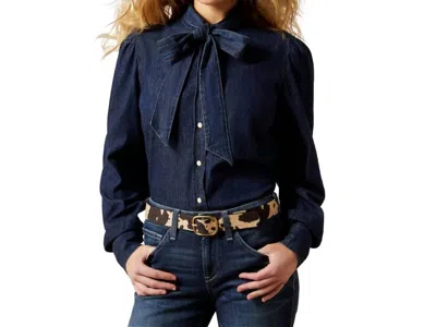 Ariat The Maricopa Top In Dark Wash In Blue
