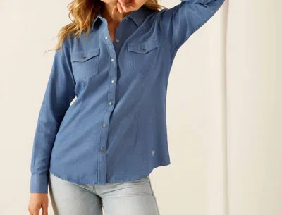 Ariat Western Long Sleeve Snap Shirt In Light Chambray In Blue