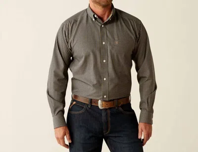 Ariat Wrinkle Free Ferris Classic Fit Shirt In Navy In Gray