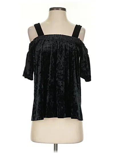 Pre-owned Ariella Sleeveless Blouse In Black